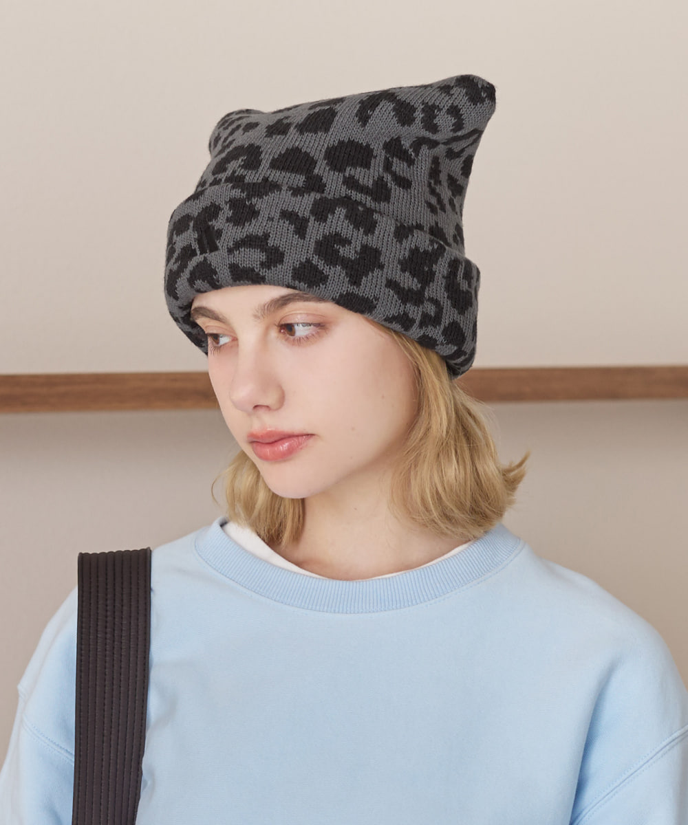 GREY LEOPARD